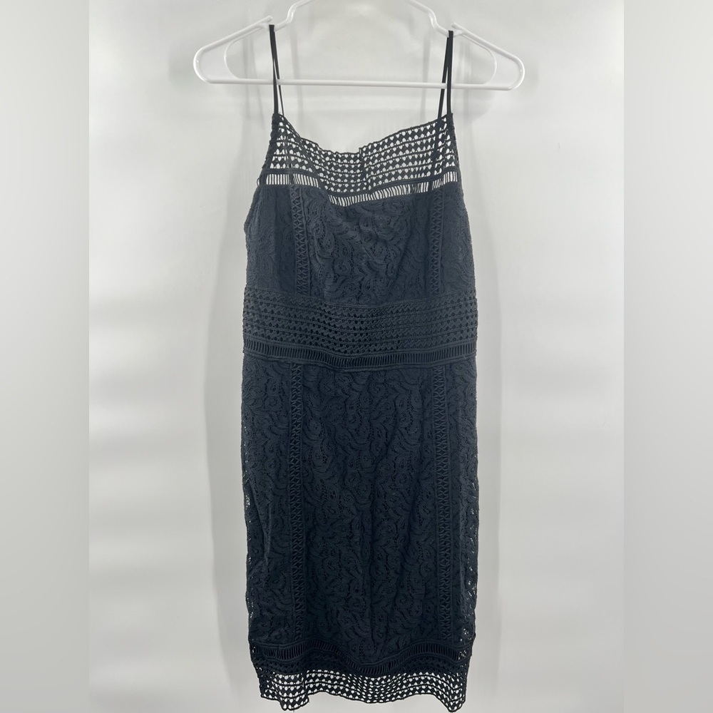 Black Swan laser cut dress size L - Picture 6 of 8